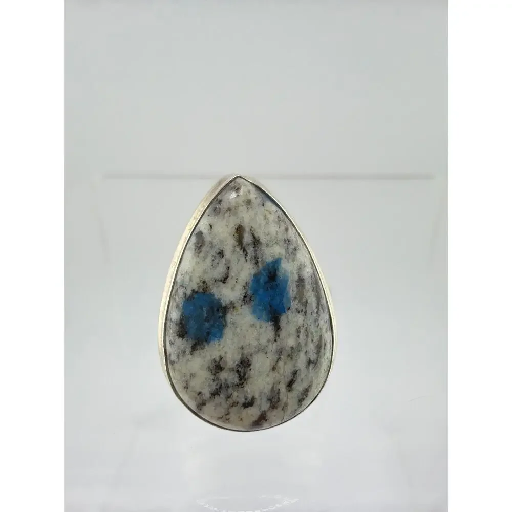 925 Sterling Silver we are